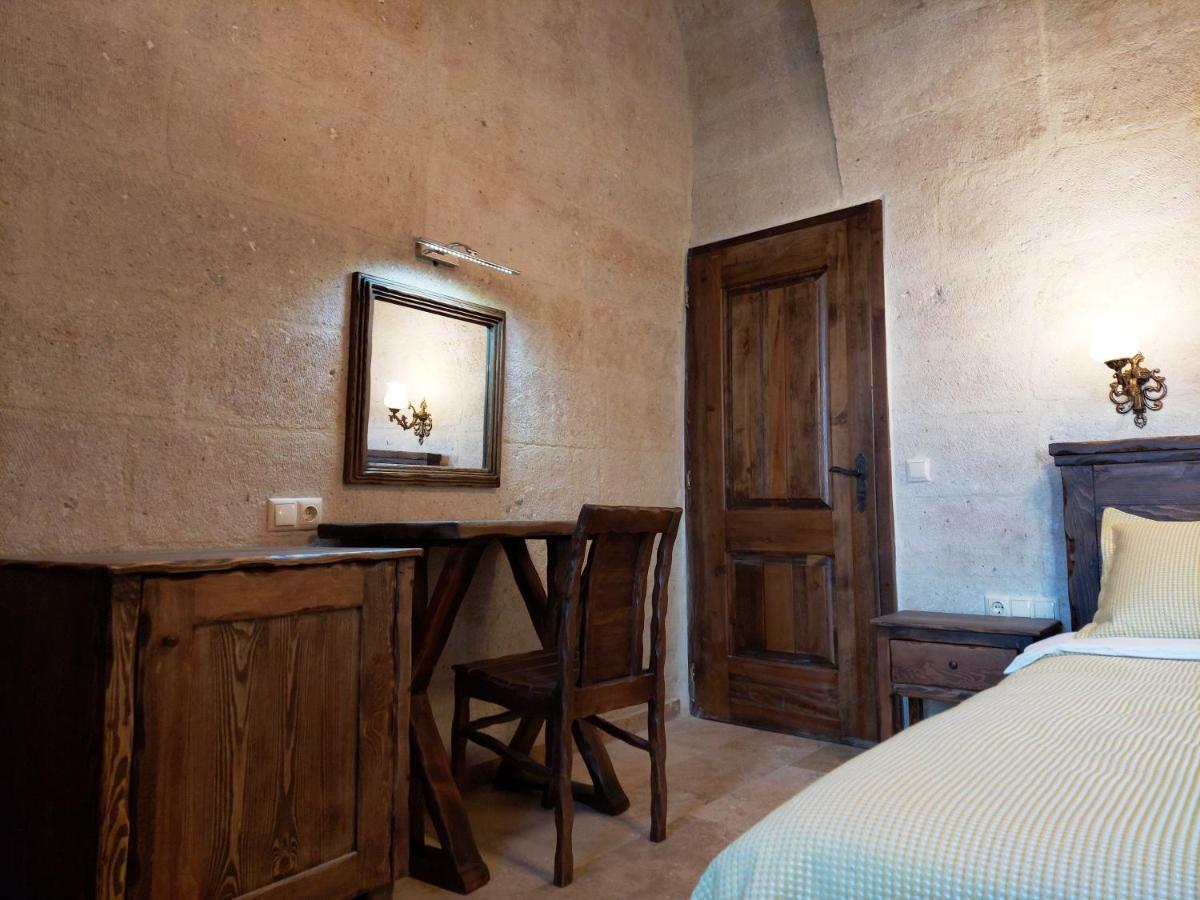 Armesos Cave Hotel Юргюп Екстериор снимка