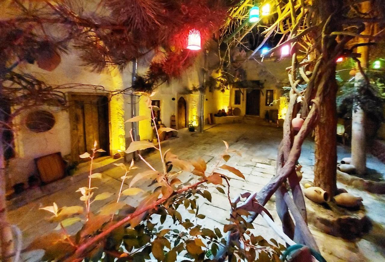 Armesos Cave Hotel Юргюп Екстериор снимка