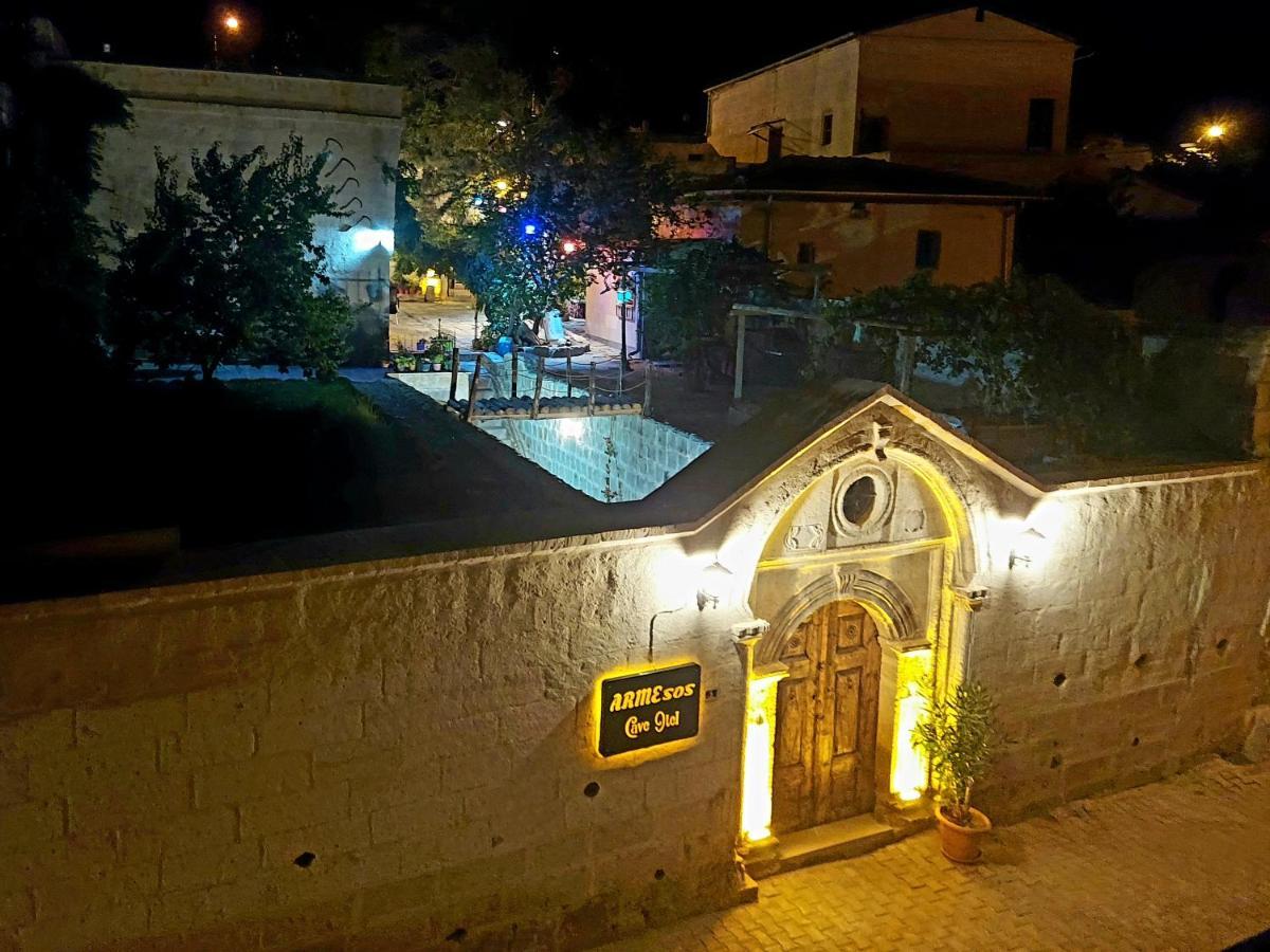 Armesos Cave Hotel Юргюп Екстериор снимка