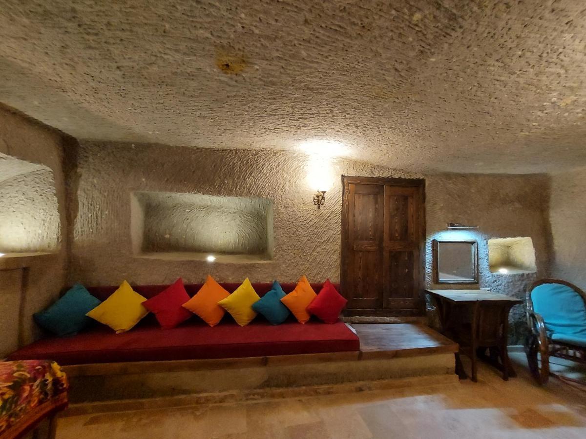 Armesos Cave Hotel Юргюп Екстериор снимка